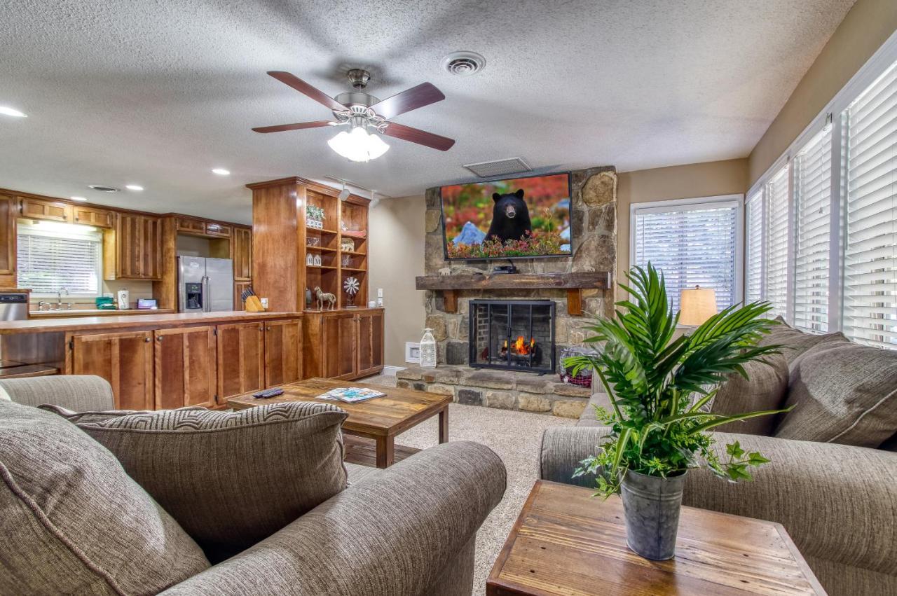 Hidden Memories, Hot Tub, 1089 Of Free Attraction Tickets For Each Paid Day, Dollywood And More Gatlinburg Bagian luar foto